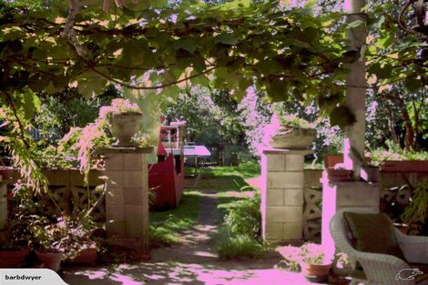 Photo of property in 7 Crockett Lane, Henderson, Auckland, 0610