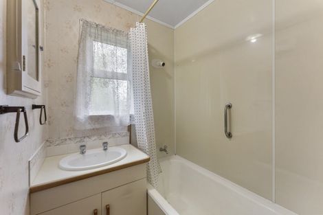 Photo of property in 4 Heath Street, Wainuiomata, Lower Hutt, 5014