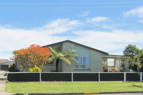Photo of property in 2/45 Cook Street, Te Hapara, Gisborne, 4010