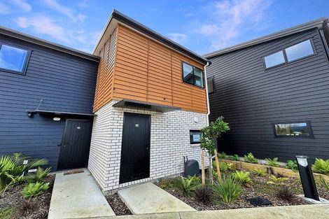 Photo of property in 28 Whati Lane, Henderson, Auckland, 0612