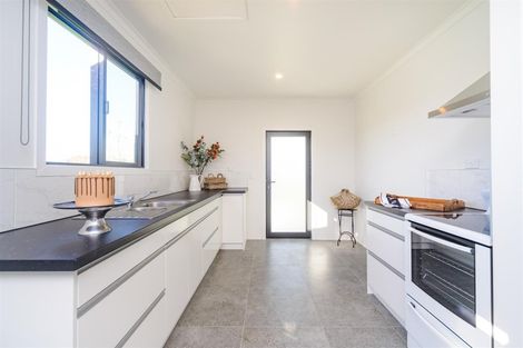 Photo of property in 20 Ngareta Street, Marton, 4710