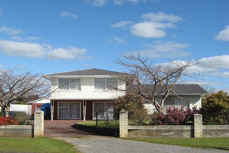 Photo of property in 18 Oaklea Avenue, Marton, 4710