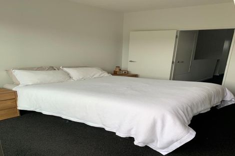 Photo of property in 74u3 Derwent Street, Island Bay, Wellington, 6023
