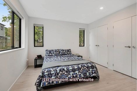 Photo of property in 57d Hogans Road, Glenfield, Auckland, 0629