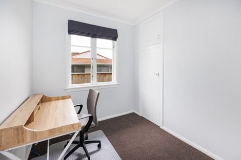 Photo of property in 35a Puriri Terrace, Roslyn, Palmerston North, 4414
