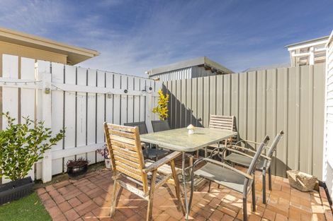 Photo of property in 11 Cassino Crescent, Onekawa, Napier, 4110