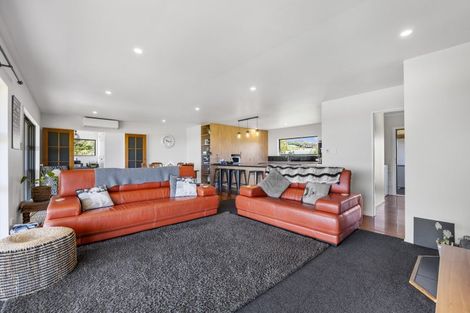 Photo of property in 415 Kirihau Road, Koru, New Plymouth, 4374