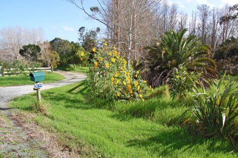 Photo of property in 1122 Oneriri Road, Kaiwaka, 0573