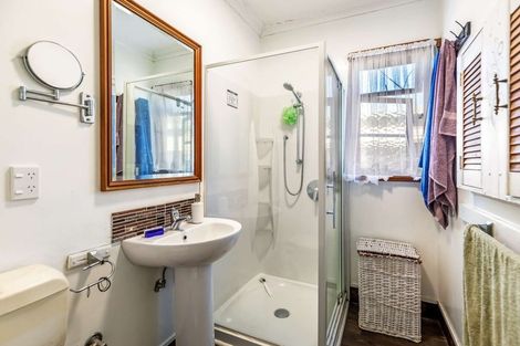 Photo of property in 44 Mckenzie Street, Levin, 5510