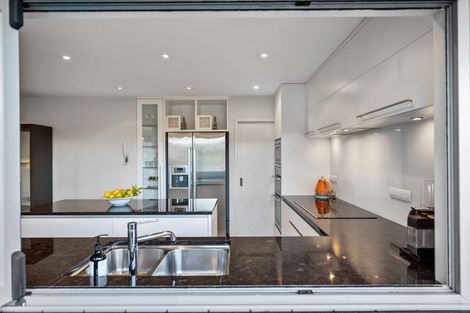 Photo of property in 2/19a Sanders Avenue, Takapuna, Auckland, 0622