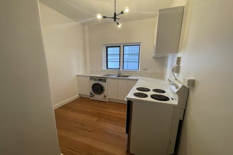 Photo of property in Westhaven Apartments, 127u1 Molesworth Street, Thorndon, Wellington, 6011