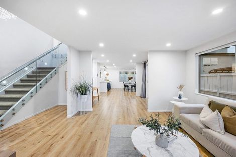 Photo of property in 3 Tuangi Street, Long Bay, Auckland, 0630