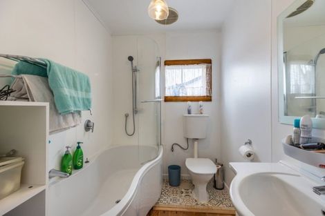 Photo of property in 30 Waimea Road, Nelson South, Nelson, 7010