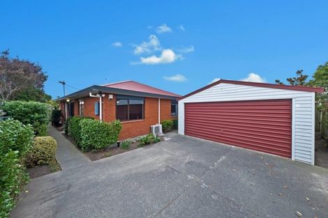 Photo of property in 33 Raupo Street, Bromley, Christchurch, 8062