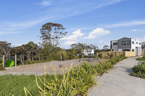 Photo of property in 10 Aoraki Crescent, Albany Heights, Auckland, 0632