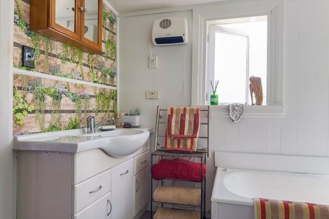 Photo of property in 143 Charles Street, Blenheim, 7201