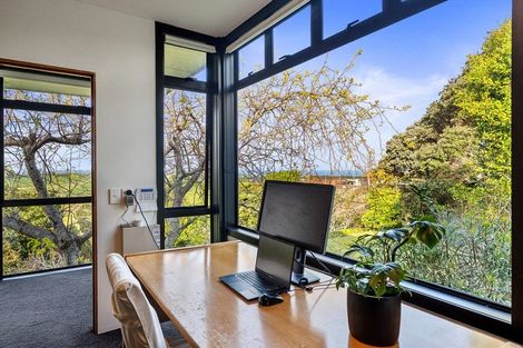 Photo of property in 181 Vaughans Road, Okura, Auckland, 0792