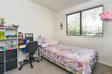 Photo of property in 6 Redcrest Avenue, Red Hill, Papakura, 2110