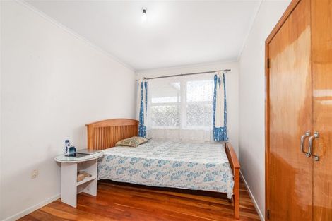Photo of property in 86 Harrington Road, Henderson, Auckland, 0610