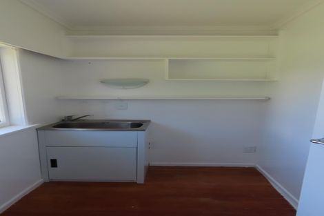 Photo of property in 10 Camelot Place, Glenfield, Auckland, 0629