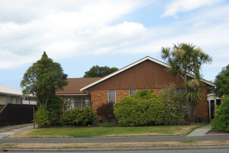 Photo of property in 503 Mairehau Road, Parklands, Christchurch, 8083