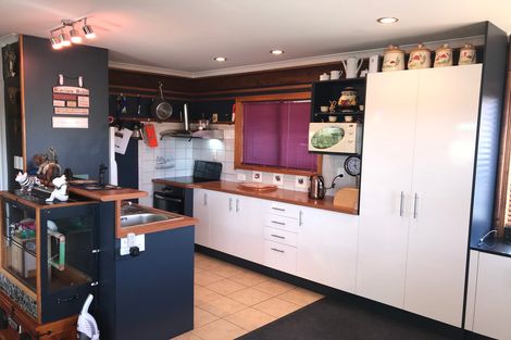 Photo of property in 24 Kiddle Drive, Hilltop, Taupo, 3330