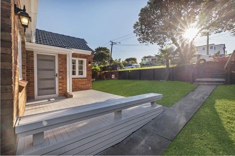 Photo of property in 1/62 Hillcrest Road, Papatoetoe, Auckland, 2025