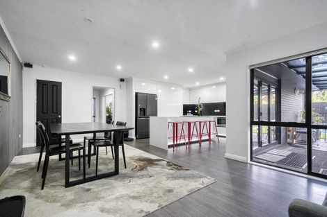 Photo of property in 20 Gairloch Place, Wattle Downs, Auckland, 2103