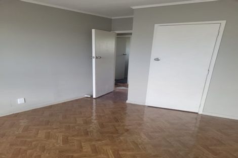 Photo of property in 5 Paine Place, Mangere, Auckland, 2022