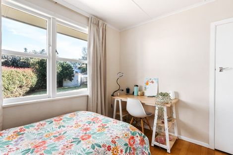 Photo of property in 72 Kingswood Road, Brookfield, Tauranga, 3110