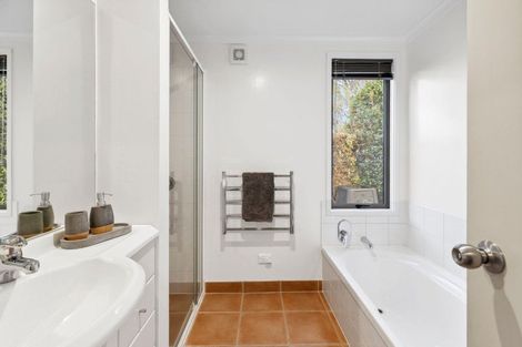 Photo of property in 13 Meadowbrook Place, Wanaka, 9305