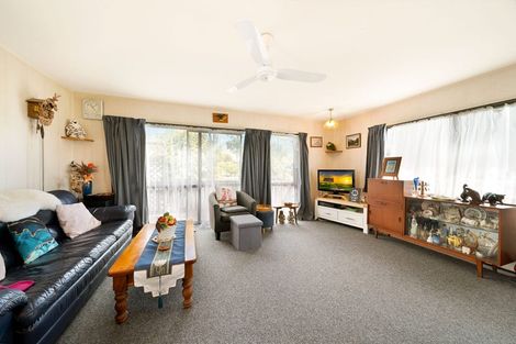 Photo of property in 2/30 Fraser Road, Narrow Neck, Auckland, 0624