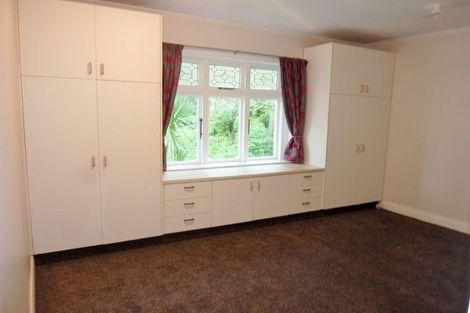 Photo of property in 108 Mortimer Terrace, Brooklyn, Wellington, 6021