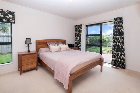 Photo of property in 47 Meadowland Drive, Somerville, Auckland, 2014