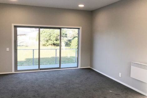 Photo of property in 14u3 Atkinson Street, Newlands, Wellington, 6037