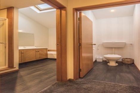 Photo of property in 35 Maxwell Street, Riccarton, Christchurch, 8041