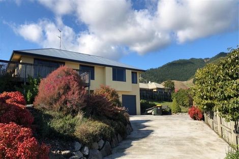 Photo of property in 37 Olympus Way, Richmond, 7020