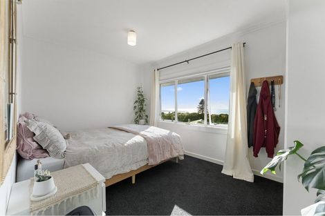 Photo of property in 407 Devon Street West, Lynmouth, New Plymouth, 4310