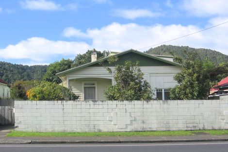 Photo of property in 24 Kamo Road, Regent, Whangarei, 0112