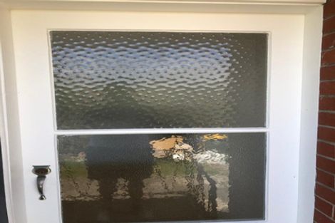 Photo of property in 79 Royal View Road, Te Atatu South, Auckland, 0610