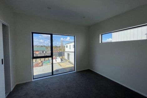 Photo of property in 8/17 Parker Avenue, New Lynn, Auckland, 0600