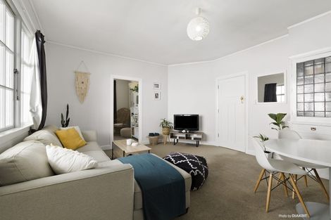 Photo of property in 11u4 Goring Street, Thorndon, Wellington, 6011