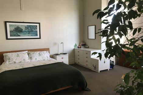 Photo of property in 15 Porritt Avenue, Mount Victoria, Wellington, 6011