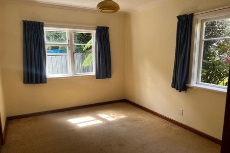 Photo of property in 4 Vennell Street, Brooklyn, Wellington, 6021