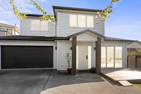 Photo of property in 47a Reynella Drive, Massey, Auckland, 0614