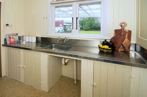 Photo of property in 50 Lincoln Road, Masterton, 5810