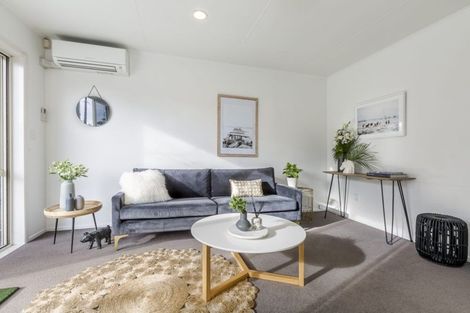 Photo of property in 2a Helga Crescent, Te Atatu Peninsula, Auckland, 0610