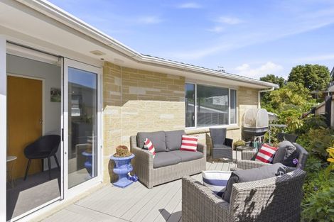 Photo of property in 17 Margaret Road, Raumati Beach, Paraparaumu, 5032