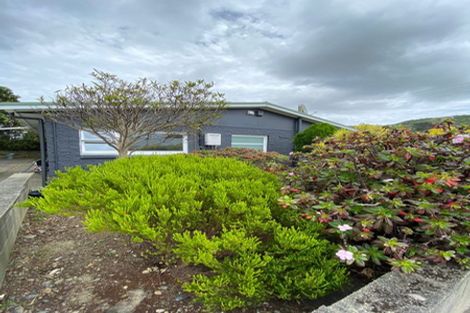 Photo of property in 1/17 The Parade, Island Bay, Wellington, 6023