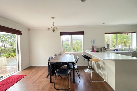 Photo of property in 30 Venus Place, Half Moon Bay, Auckland, 2012